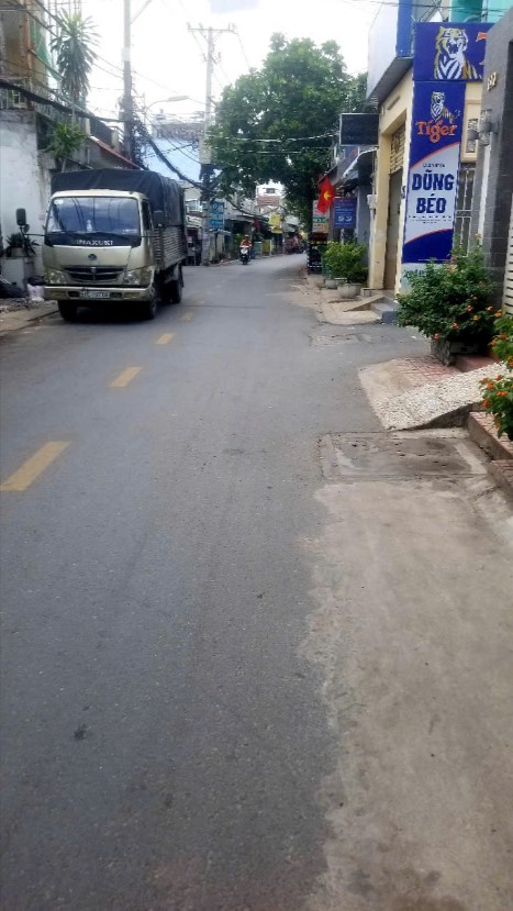 Bán nhà mặt tiền 168m2 Tân Thới Nhất 13 -Quận 12 giá chỉ 10 tỷ nhỉnh - Ảnh 1